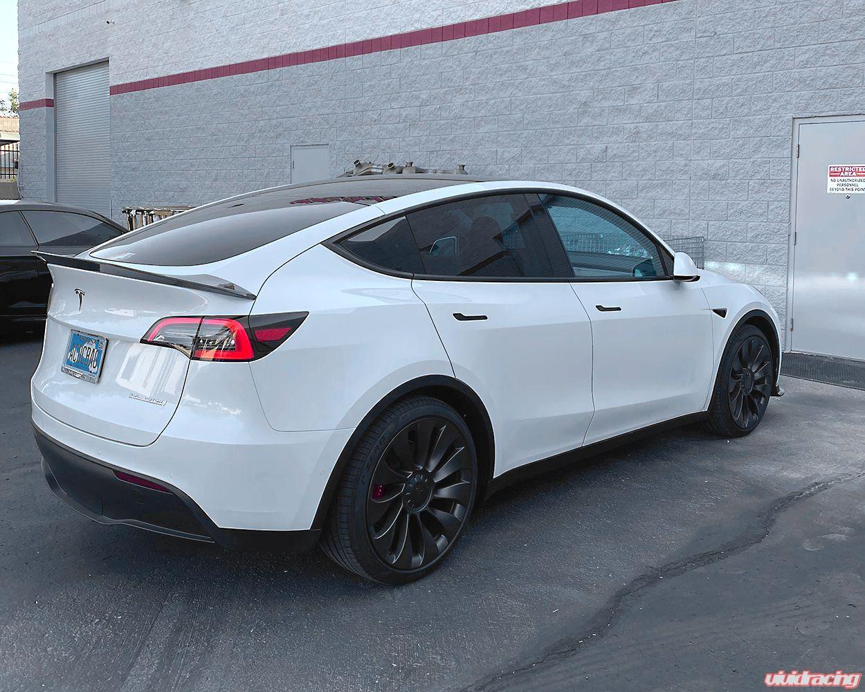 VR Aero 20-23 Tesla Model Y Carbon Fiber Rear Trunk Spoiler