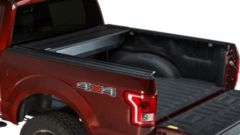 Retrax F-150 Lightning (5.5ft. Bed) Retrax IX Tonneau cover