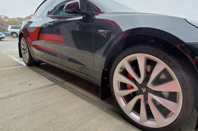 Rally Armor 17+ Tesla Model 3 UR Black Mud Flap w/ Red Logo – ZEV Society