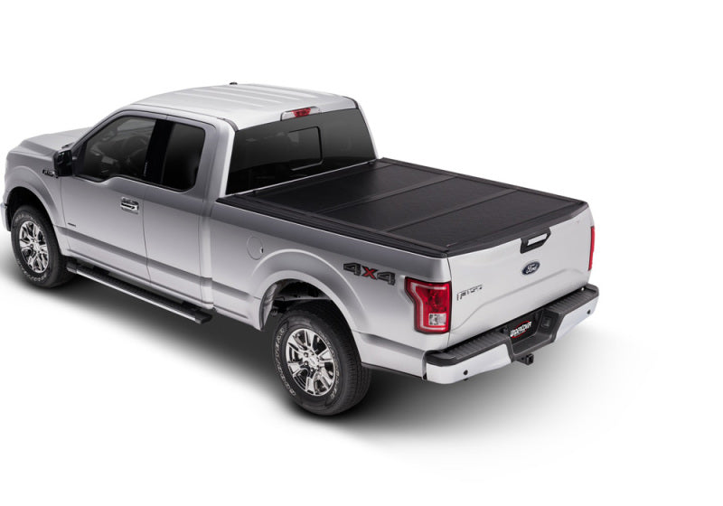 UnderCover 2022+ Ford F-150 Lightning Crew Cab 5.5ft Flex Bed Cover